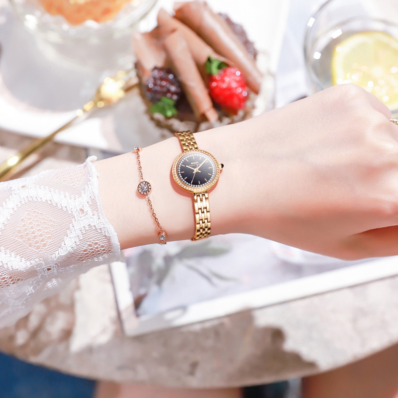 石英表后蓋怎么打開